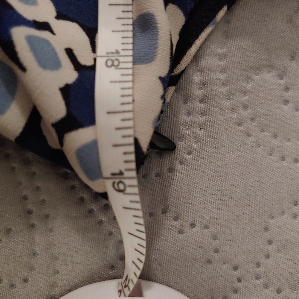 Loft Dress - Picture 7 of 9